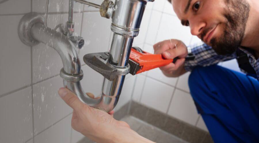 Local tankless water heater installation in Saybrook, IL
